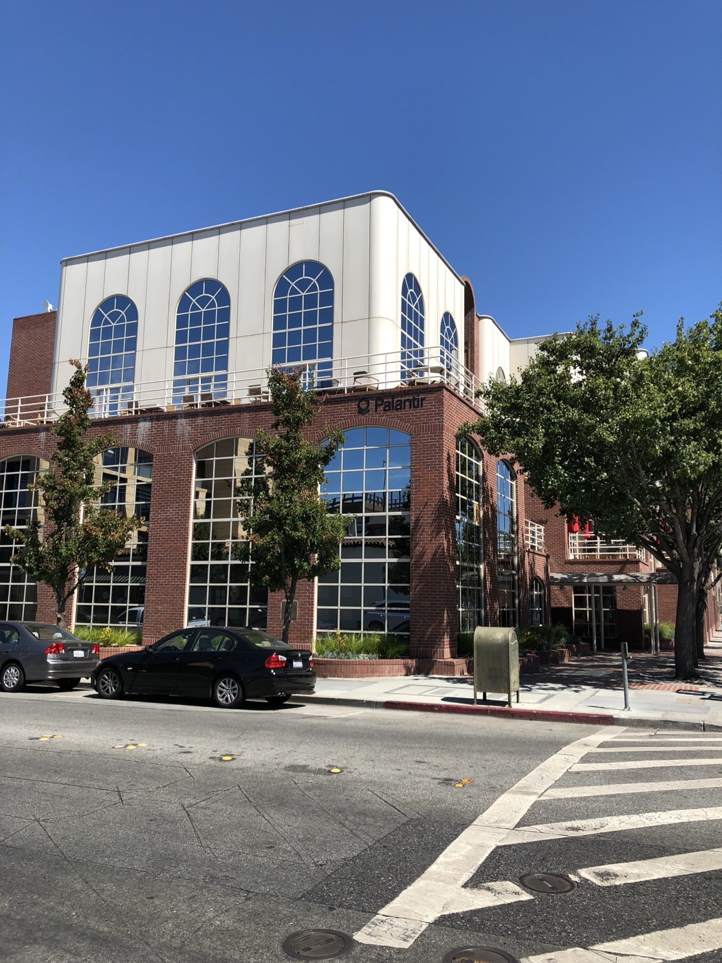 Palantir Technologies' early HQ · Palo Alto